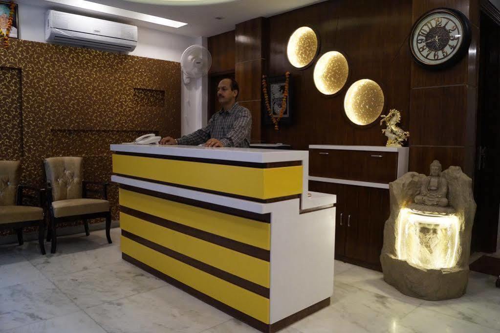 Hotel Omega Residency Neu-Delhi Exterior foto