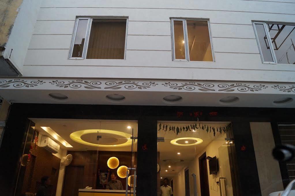 Hotel Omega Residency Neu-Delhi Exterior foto