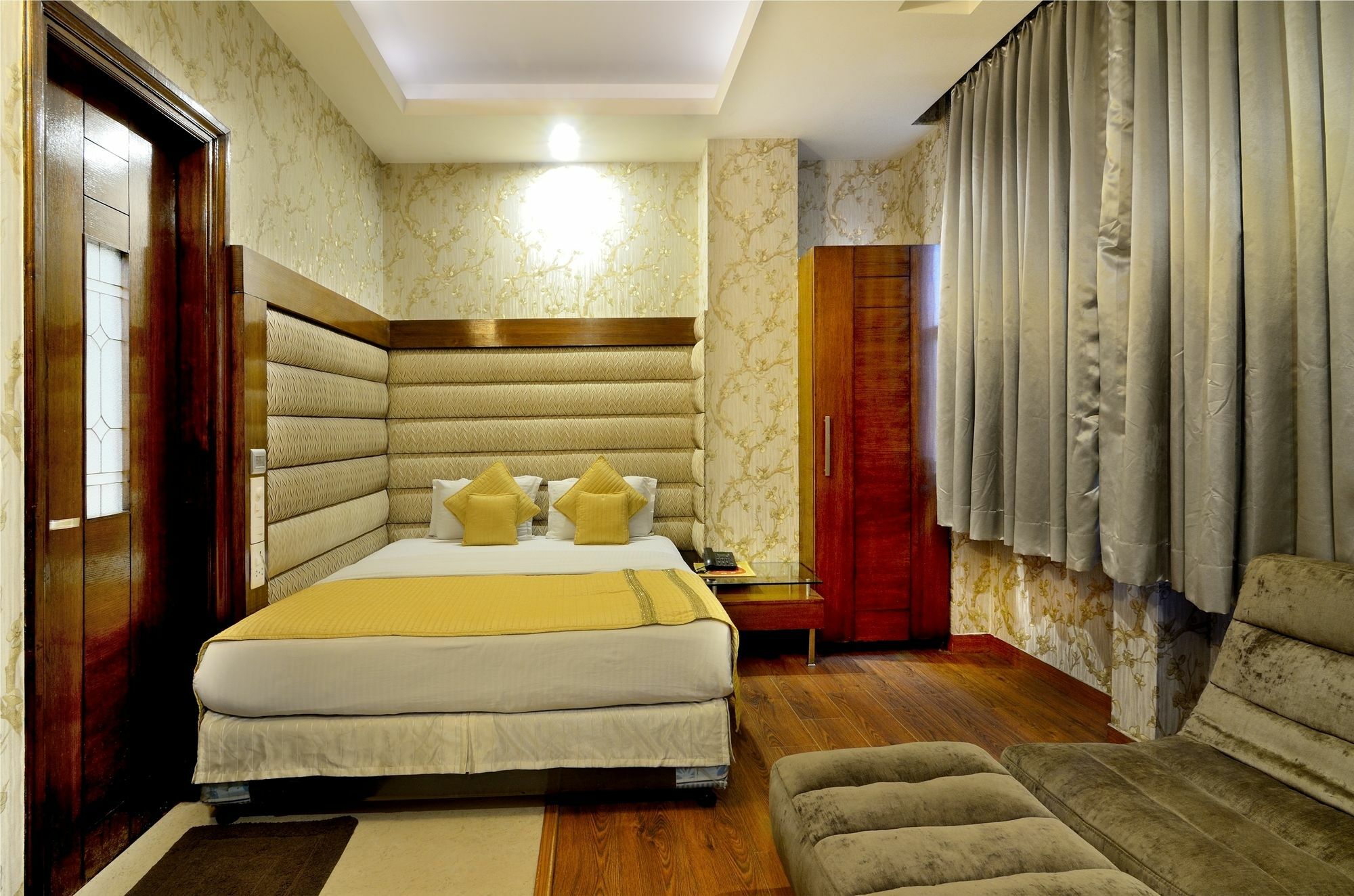 Hotel Omega Residency Neu-Delhi Exterior foto